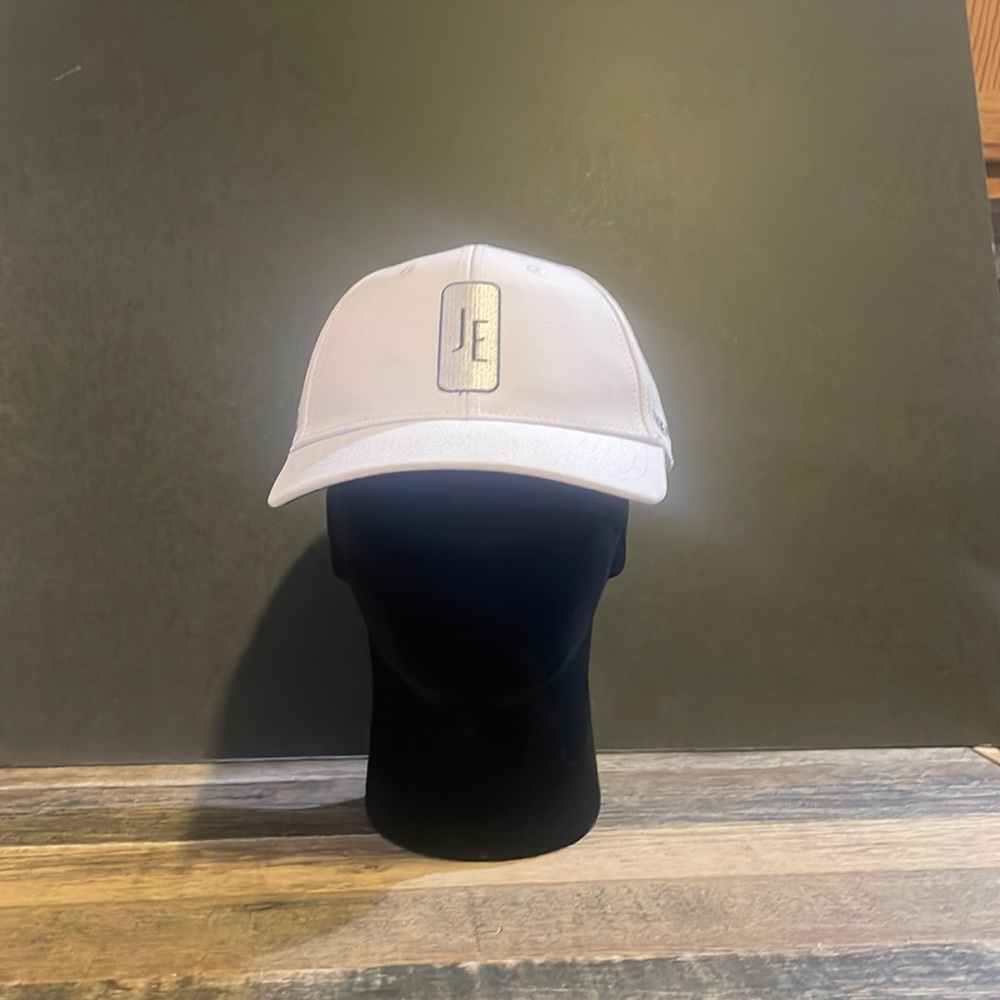 Roche Harbor JE Strapback hat. NWOT.